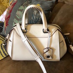 COACH Glove Tanned Leather Ace Satchel